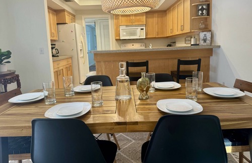 Fairway Village House | Magnolias on Cobblestone – Stylish Pet Friendly Retreat w/Private Lanai, Pool Access & Smart TVs!