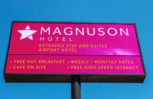 Irving Cabin | Magnuson Extended Stay and Suites Airport Hotel