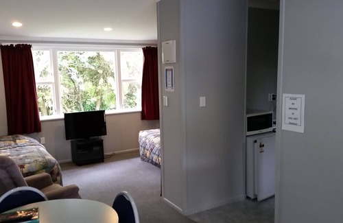 Manunui Hotel | Mahoe Motel Bar n Grill
