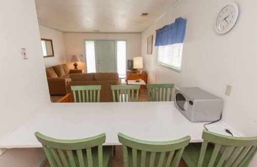 Northeast Virginia Beach House | Mai Kai 13A - North End VB with Pool