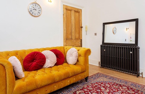 Kilburn Apartment | Maida Vale Charm, by Veeve