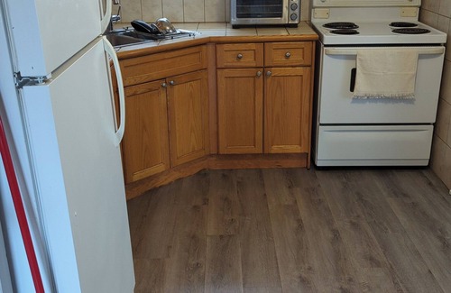 Brampton Apartment | Main floor of a Bungalow