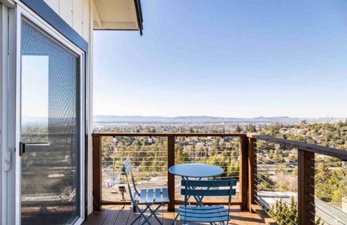 Leona Heights House | Main House + Guest Unit! 5 Bed/3.5 Bath, Oakland Hills