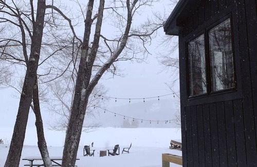 Greenwood House | Maine lake front ski getaway!
