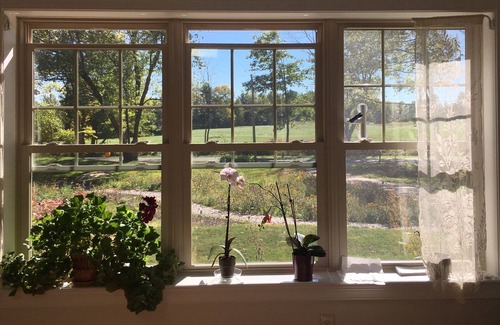 Pownal House | MAINE REFUGIO