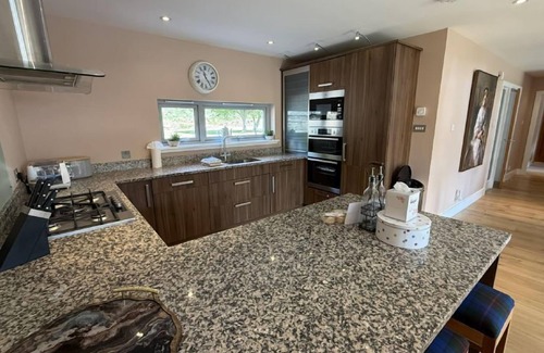 Kenmore House | Mains of Taymouth, Kenmore ~ 5* Bruadair House - sleeps 8 guests in 4 en suite bedrooms and has pri