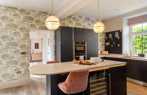 Giggleswick House | Mainsfield House - Luxury group accommodation