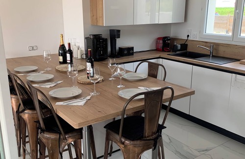 Riviere-Saas-et-Gourby House | Maison au Calme Avec Piscine