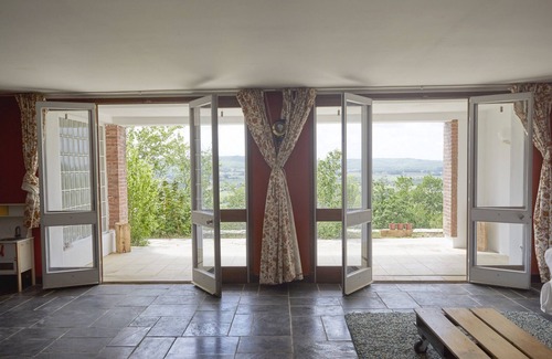 Puy-l'Eveque Villa | Maison Architecte Située sur les Hauteurs D'un Charmant Village Médiéval du LOT