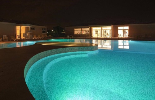Aubignan House | Maison avec accès Piscines et salle fitness