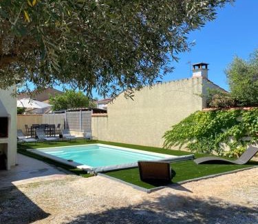 Salses-le-Chateau House | Maison avec piscine et jardin