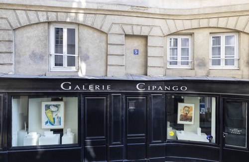 Saint-Germain-des-Pres Apartment | Maison Cardinal Furstemberg