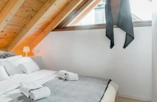 Annecy Old Town House | Maison Castellino