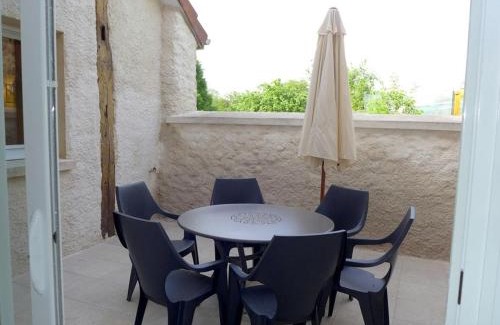 Vignes-la-Cote House | Maison conviviale avec garage, 3 chambres, terrasse fermée et accessible aux personnes handicapées - FR-1-611-25