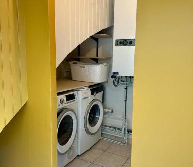 Crepy-en-Valois House | Maison cosy pour 2 à Crépy, véranda et jardin