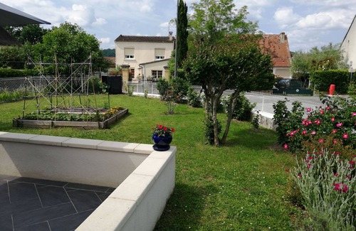 Le Cler House | Maison Dans Village au Calme au Cœur du Périgord Pourpre