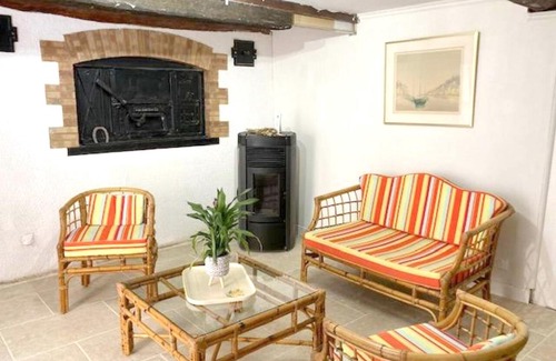 Castillon-du-Gard House | Maison de 3 chambres a Castillon du Gard a 100 m de la plage avec wifi