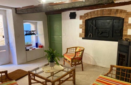 Castillon-du-Gard House | Maison de 3 chambres a Castillon du Gard a 100 m de la plage avec wifi