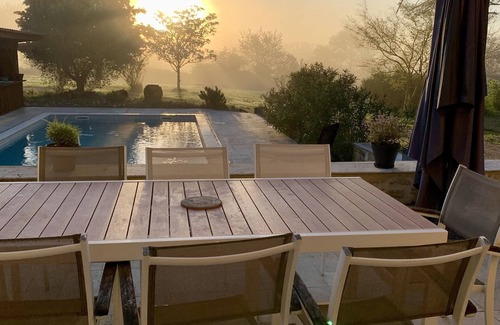Fosses-et-Baleyssac House | Maison DE Campagne Avec Piscine ET Parc Arbore