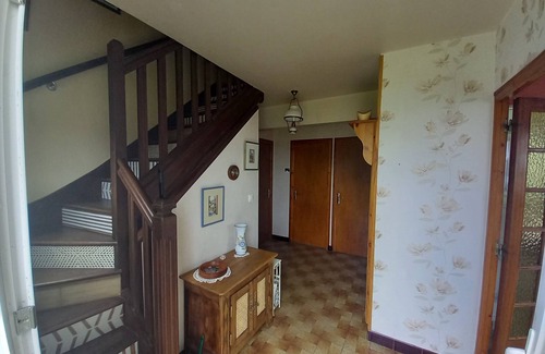 Plougras House | Maison de Campagne Près D'un Bourg!