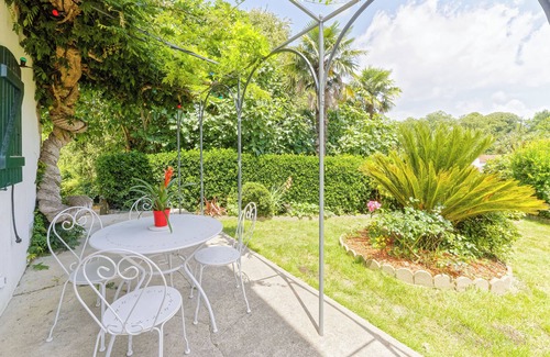 Urt House | Maison de Campagne au Pays Basque, Proche Plages et Bayonne, Jardin, 6 Couchages