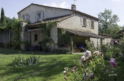 Fauch House | Maison de Campagne en Pierre Blanche un Véritable Havre de Paix et de Quiétude