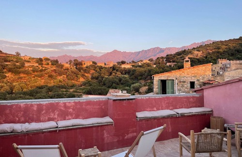 Cateri House | Maison de Charme au Cœur de la Balagne en Corse - vue mer et Montagnes