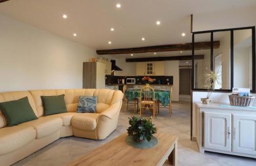 Necy House | Maison de Charme en Normandie avec Wifi et Terrasse - FR-1-497-160