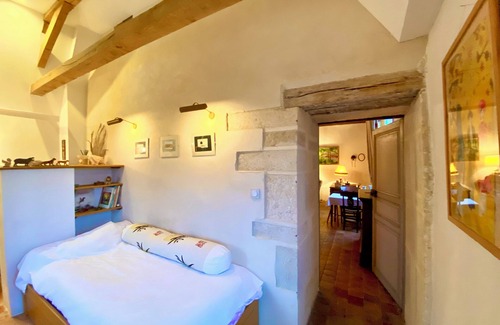 Avallon House | Maison de Noble Nicolas - Julie