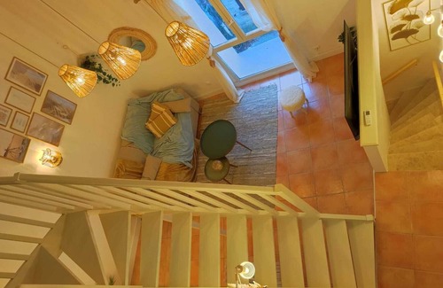 La Roquebrussanne Apartment | Maison de Village Cosy 1 à 4 Personnes