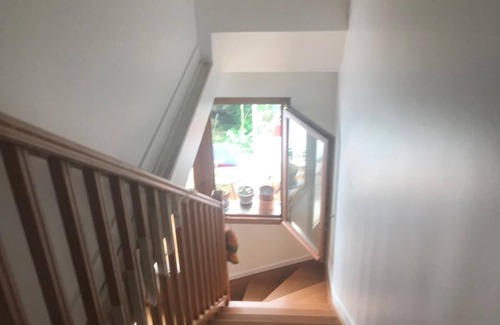 Saint-Denis House | Maison de Ville Calme Avec Jardin et Patio Pour Jusqu' à 9 Personnes