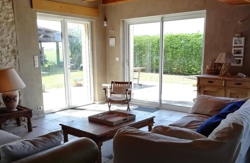 Nieulle-sur-Seudre House | Maison en Pierre , Avec Piscine , Terrasse à 15 mns des Plages