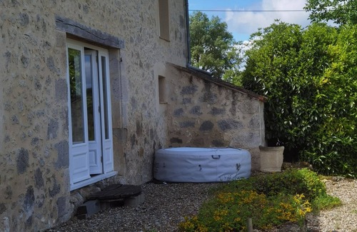 Moncrabeau Villa | Maison Familiale de Campagne Avec Piscine Dans le Lot et Garonne à 1 km du Gers