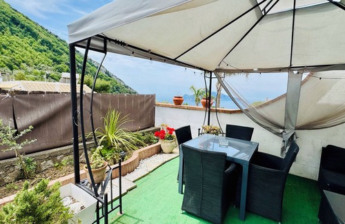 Termini House | Maison Mari with Capri View