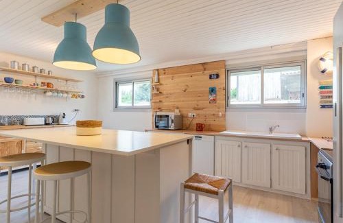 Mimizan House | Maison rénovée 100m de l'océan avec jardin clos, 5 ch., 3 sdb, pour 12 personnes, WiFi - FR-1-50-94