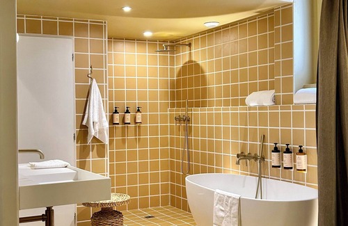 Gares Hotel | Maison Soleil