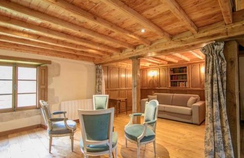 Saint-Martin-des-Entrees House | Maison spacieuse à Saint-Martin-des-Entrées avec jardin