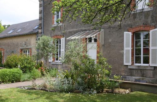 Bouere House | Maison St Mayeul