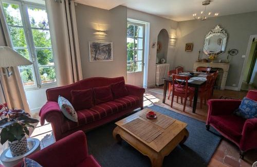 Yevre-le-Chatel House | Maison XVIIIe avec jardin privatif - Yèvre le Châtel - FR-1-590-440
