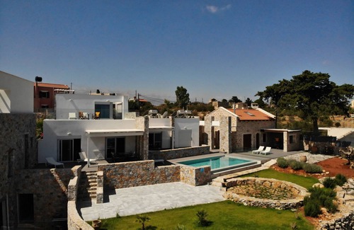 Kefalas House | Maisonette with magnificent view of the Aegean Sea and shared swimming pool