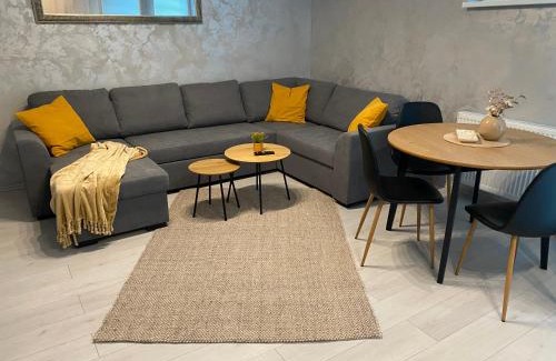 Dunajska Streda Apartment | Maja apartman