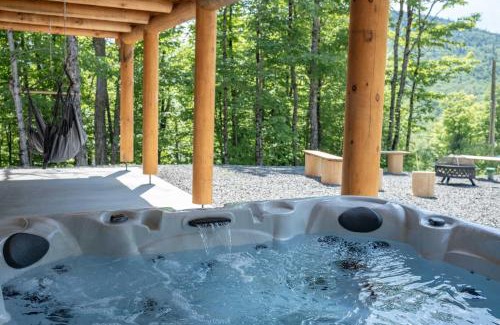 Saint-Philemon House | Majestic log cabin - Spa - Le Taureau
