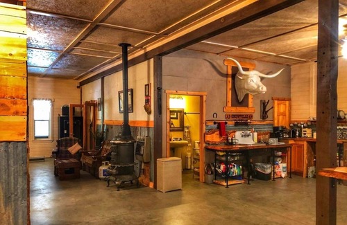 Idaho City Cabin | Majestic Mountain Ranch Idaho City's family size bunk cabin.