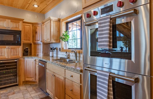 Star Valley Ranch House | MAJESTIC VIEWS | Family Lodge | Large Deck