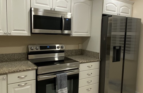 Hutchinson Island South Condo | Make Memories That Last: Beach Condo for Unforgettable Stays