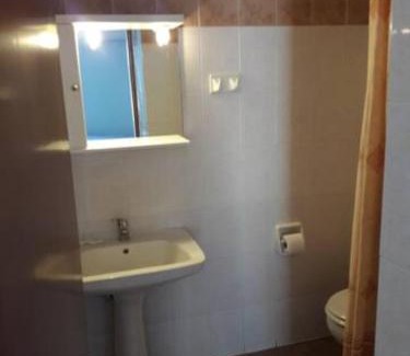 Karpenisi Apartment | Makelli Budget Studio B4