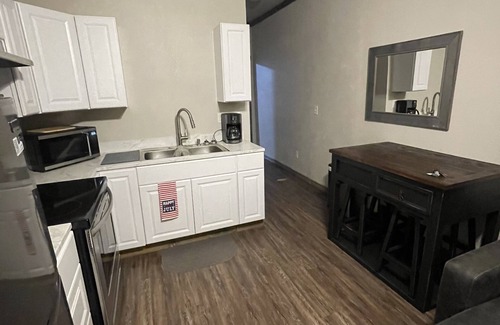 Mead Cabin | Makin Memories NEW cabin on Lake Texoma. Less than a mile from boat ramp/beach.