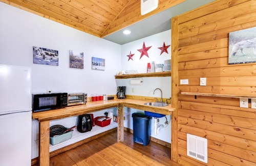 Maple Falls Cabin | Making lasting memories while enjoying this unique glamping experience!