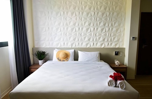 Maho Hotel | Making The Best Memories Along The Way! Near Maho Beach, Pet-Friendly, Parking
