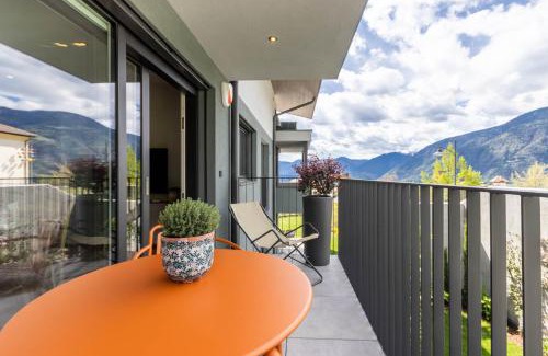 Tirolo Apartment | Mali Apartments Balcony
